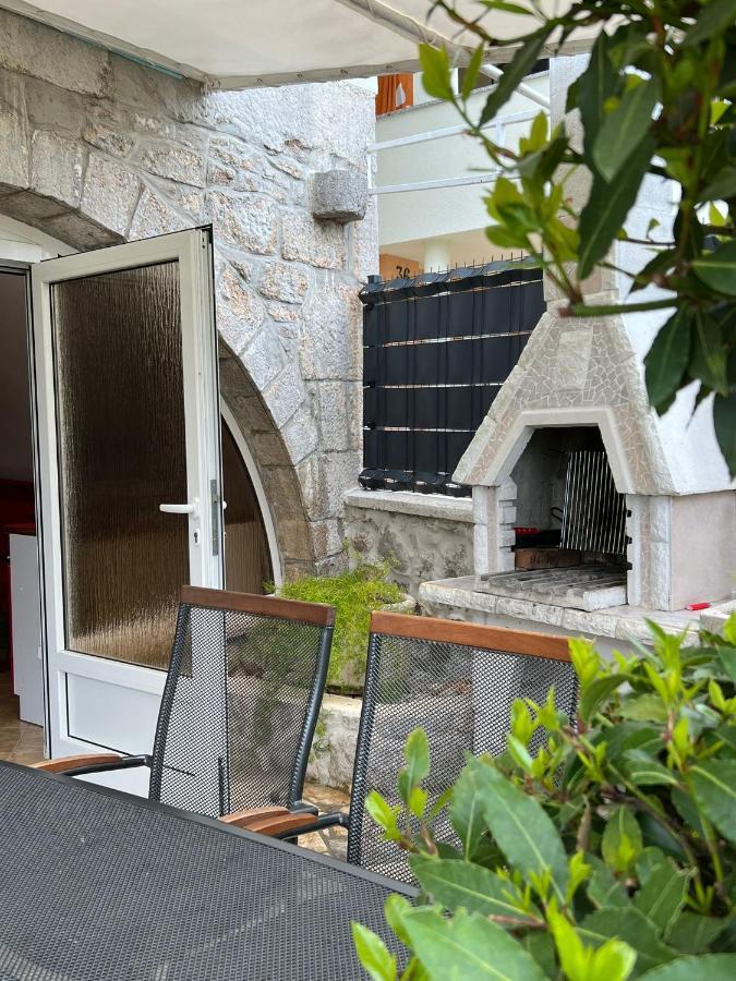 Apartments Bernarda Skrbčići エクステリア 写真