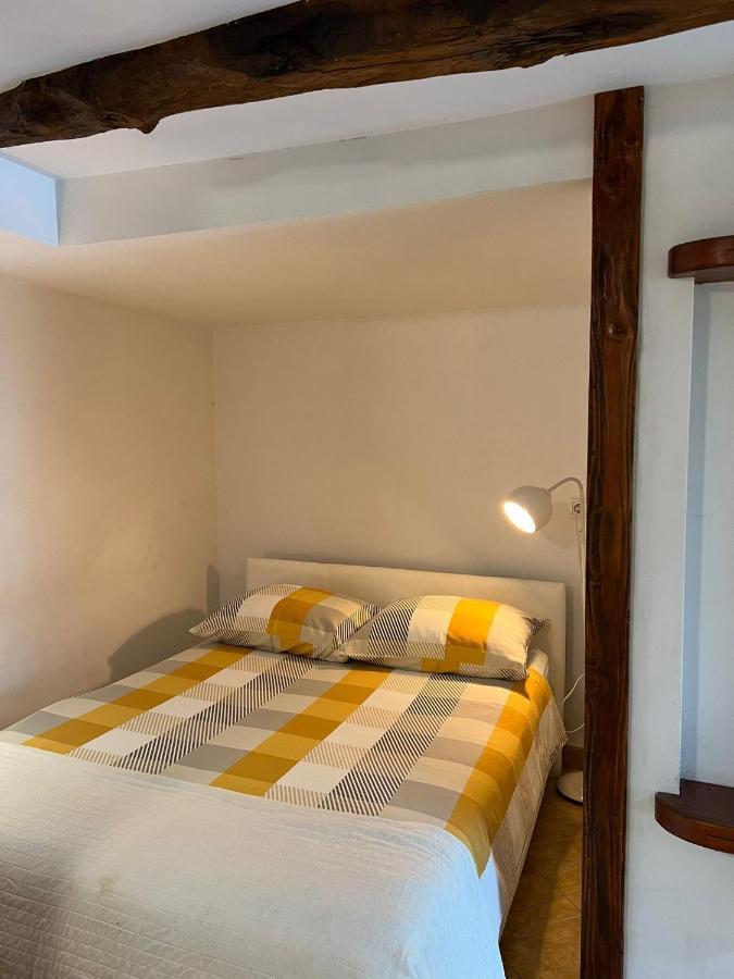 Apartments Bernarda Skrbčići エクステリア 写真
