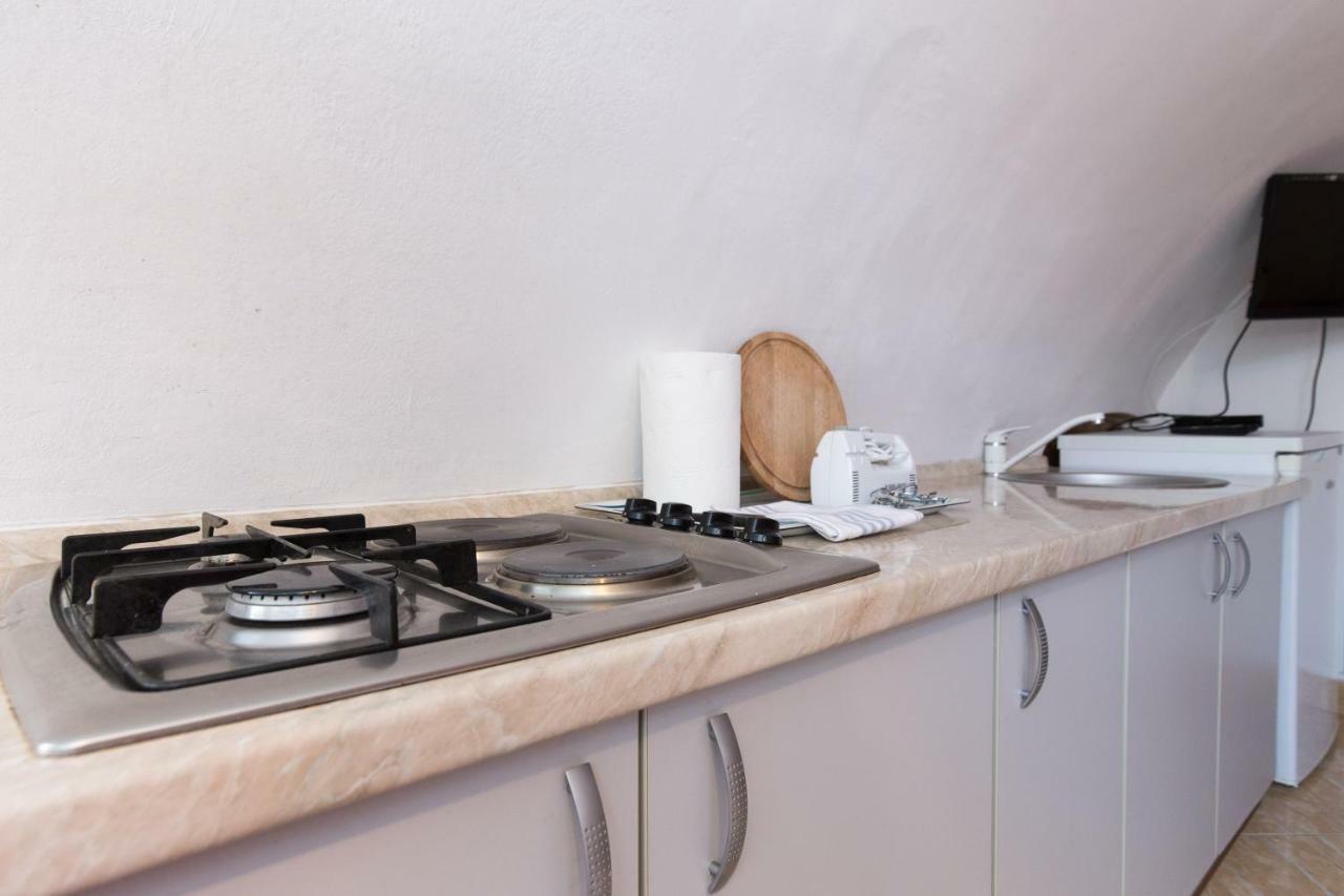 Apartments Bernarda Skrbčići エクステリア 写真