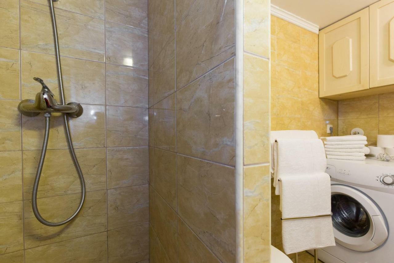 Apartments Bernarda Skrbčići エクステリア 写真